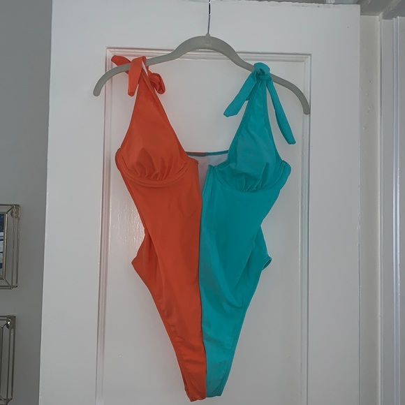 SheIn Colourblock One Piece - Picture 1 of 4